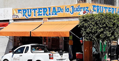 ABARROTES Y FRUTERIA DE LA JUAREZ