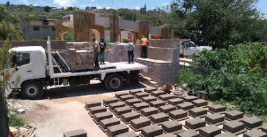 Fabrica De Block Y Materiales Para Construcción "El Arco"