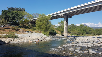 Pequeño Parque De Juegos